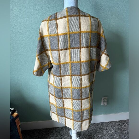Vintage 60/70s Short Sleeve Dress Coat Yellow and Gray Plaid Large Button Sz S/M - Picture 3 of 9